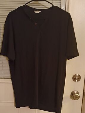 Mens Black Short-Sleeve Calliope Tee